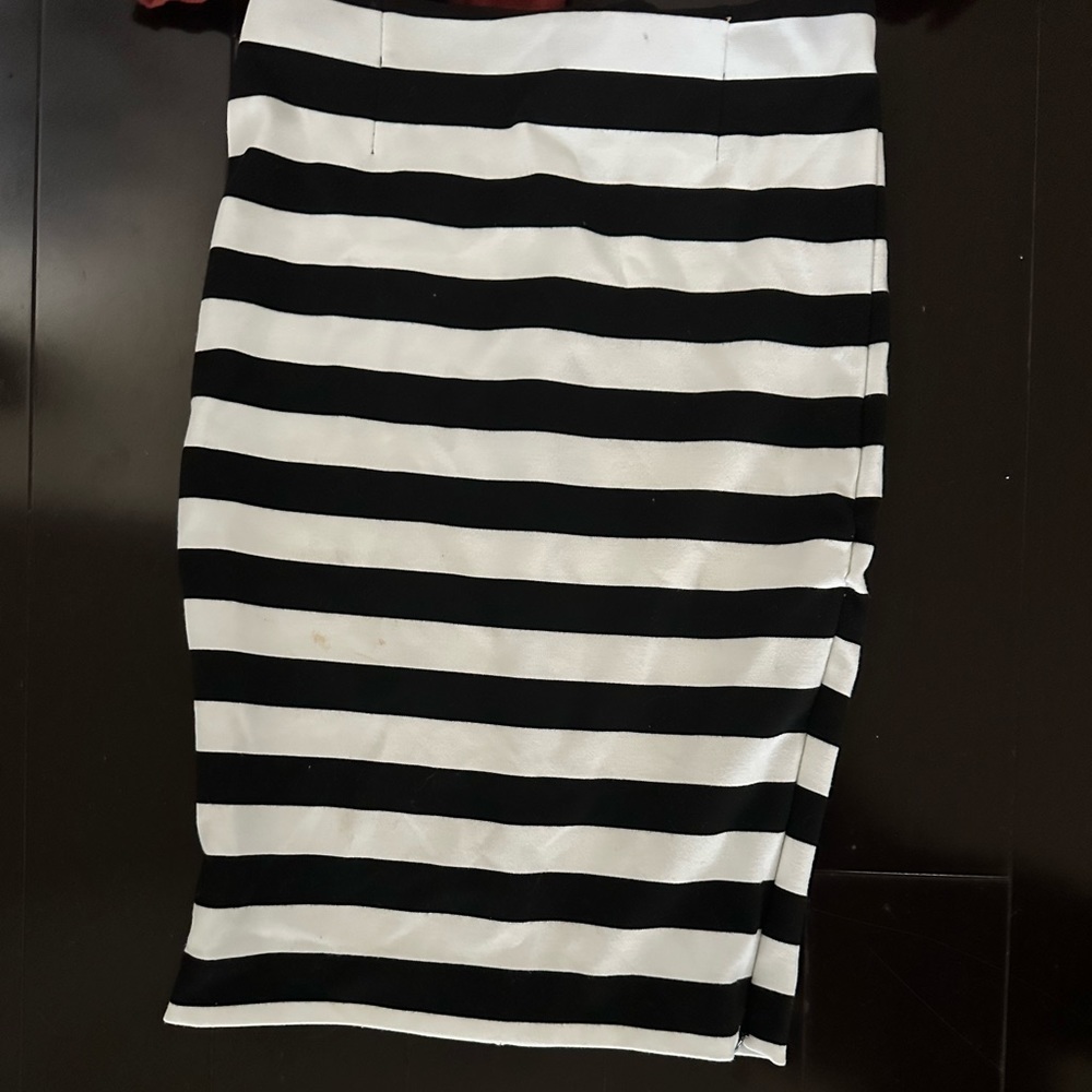 Pencil skirt